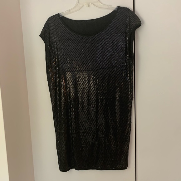 BCBG MAXAZRIA Black Sequin Shift Dress - Picture 4 of 10